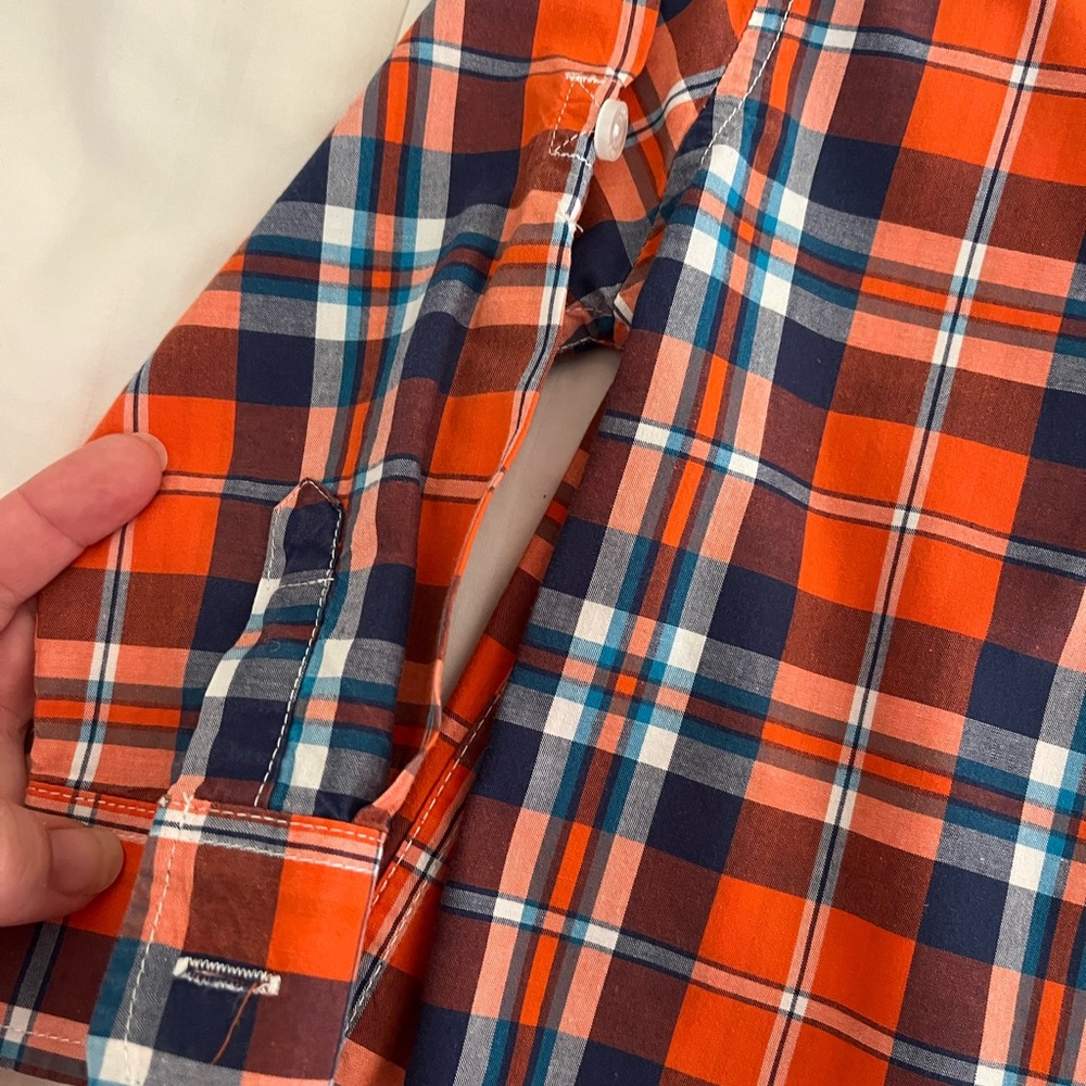 Baby Gap Button down - Picture 4 of 4